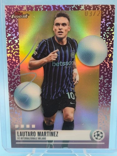 2025-26 Topps Finest UCC, Lautaro Martinez Uncommon, Gold /25, #254, InterMilan