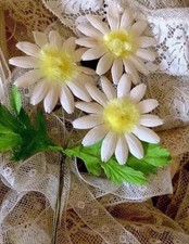 Vintage Flowers Daisy Dolls Millinery Floral Adornment Embellishments