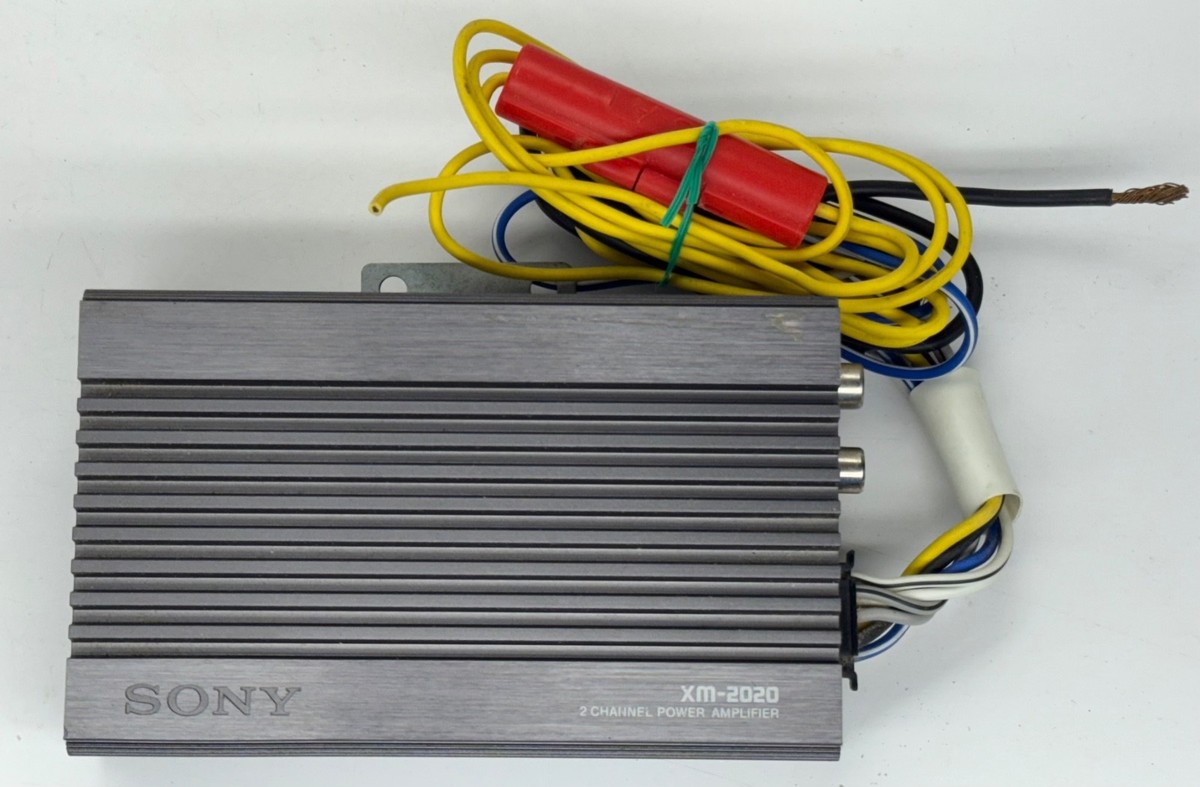 Vintage SONY XM-2020 2 Channel Stereo Power Amplifier Small Silver
