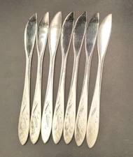 7 Oneidacraft Deluxe EMBER GLOW pattern stainless individual butter knives 