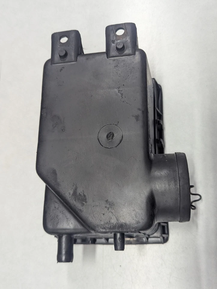 Caja purificadora de aire Dodge 2.2 turbo Daytona Foto 4 de 4