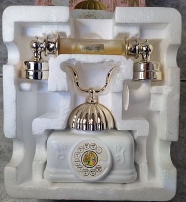 Avon French Telephone Moonwind Foaming Bath Oil & Perfume Combination Vintage 