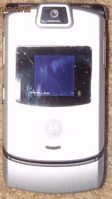 READ FIRST Motorola Razr V3 Verizon Silver Cell Phone Pac Man Tetris Very Good 1