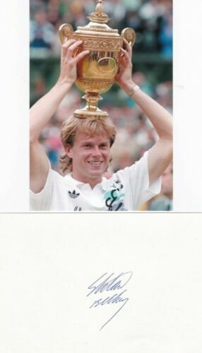 Photo Vintage 1900s – John Newcombe (tennis) Serrant La Main, 1968
