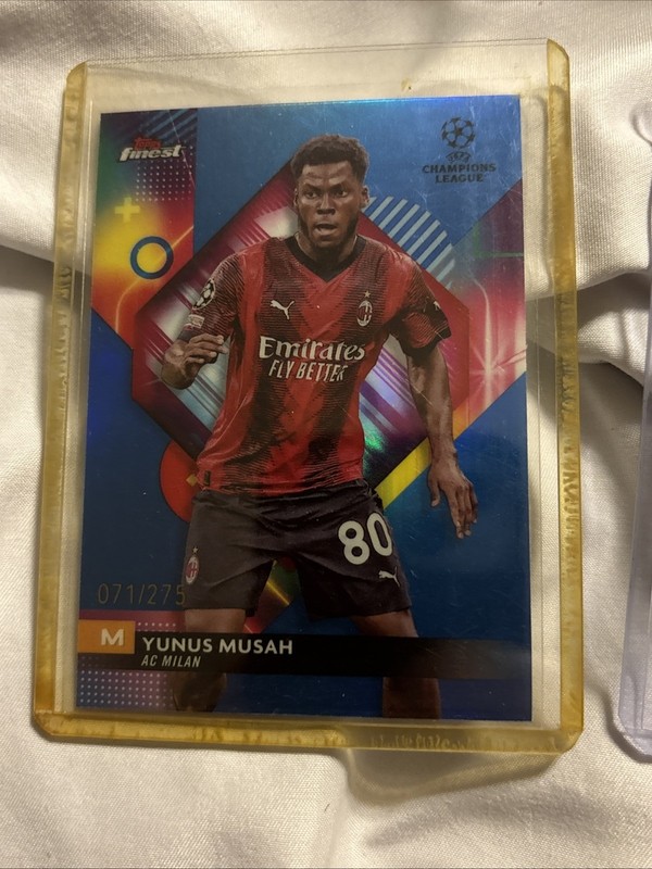 2022-23 Topps Finest Yunus Muzah 2-card Numbered Lot