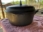 Vintage Griswold No. 8 Heavy Cast Iron Dutch Oven Kettle Bail Handle 5 Qt  USA