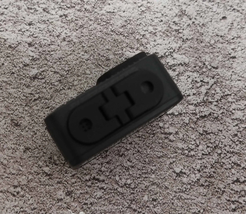 GoPro Hero AMFR1 4K Action Camera CHDHF-131-AT BROKEN - Image 3 of 3