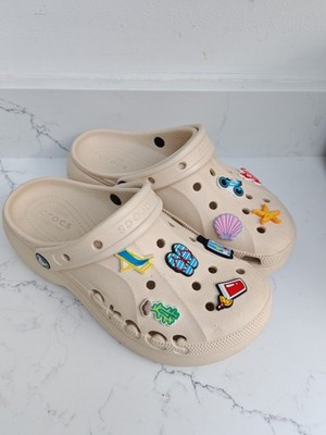 Crocs Classic Mega Crush Damen-Plateausandalen Clog knochenbeige UK 6 W8 Jibbitz