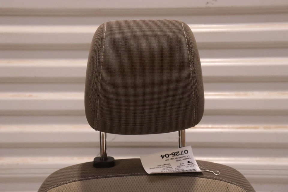 Ford Focus 2012 sedán delantero izquierdo lado del conductor gris tela manual OEM Foto 4 de 4