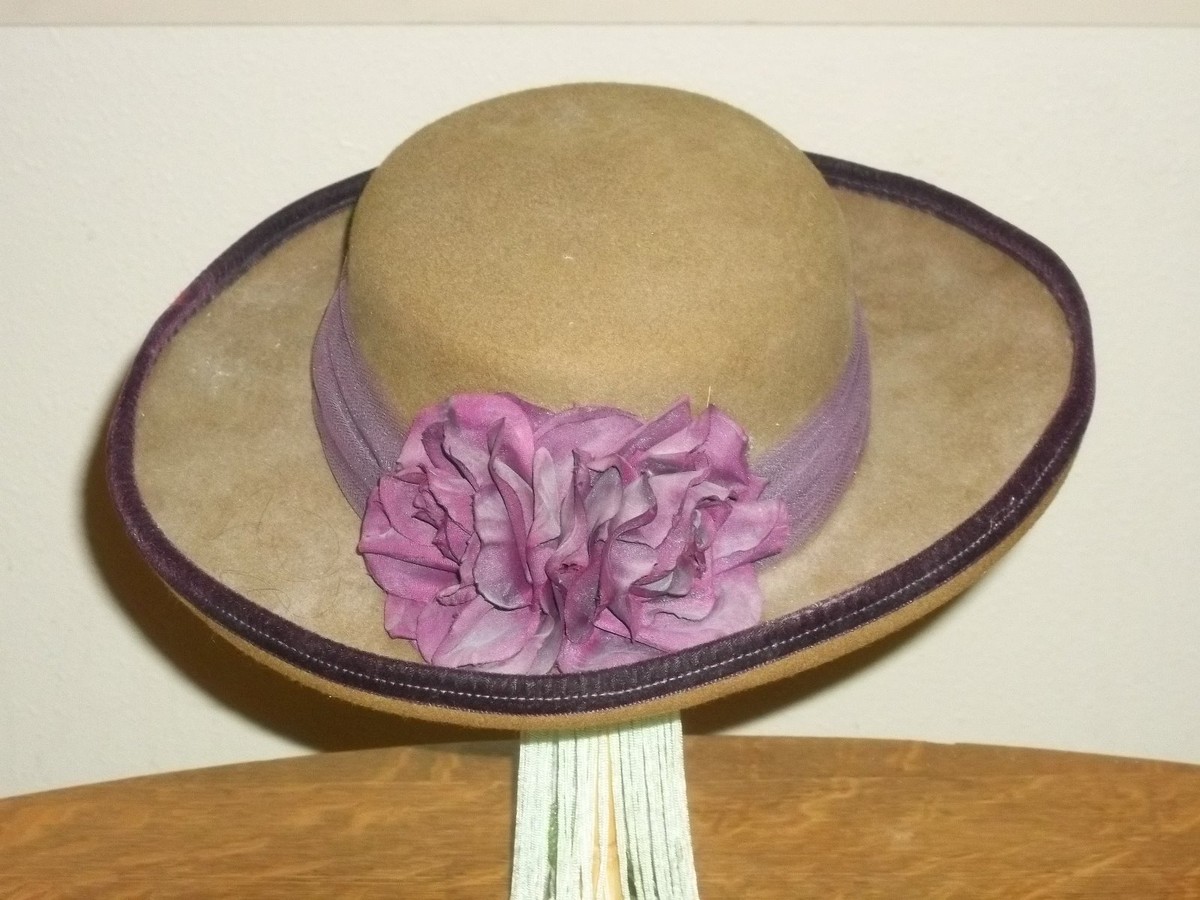 Vintage Burgundy Felted Wide Brim Hat with Removable Floral Brooch Sunday Best Wide Brim Hat in Burgundy Fleece with Velvet Bow – Boston  main image 3