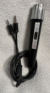 Used Vintage REALISTIC 200 OHM Dynamic Microphone cable Ham Radio untested