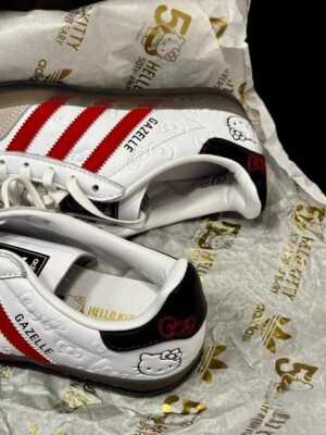 adidas Originals x Hello Kitty Gazelle Indoor W 50th Anniversary Women II0013