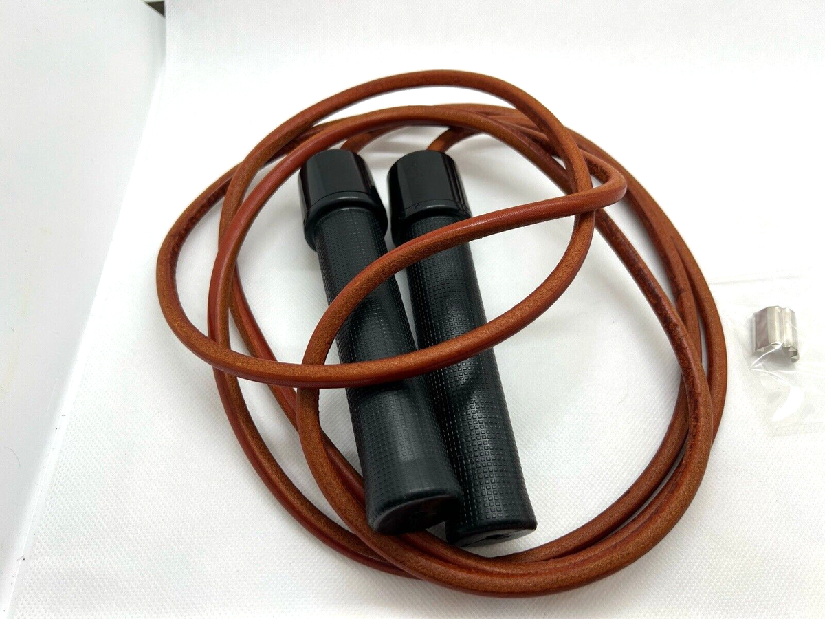 Winning Boxing Leather Skipping Rope Jump Rope F-16 Brown 300g