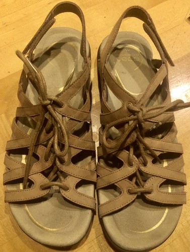 abeo brigita sandals