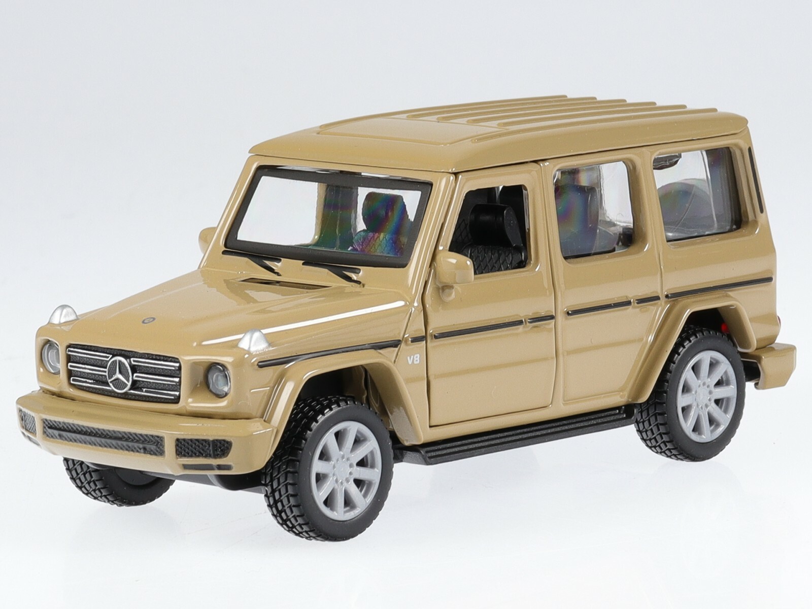 Mercedes W463 G500 G-Class 2018 beige diecast modelcar B66961104 1 