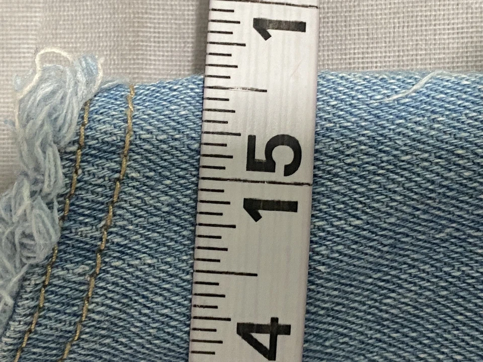 Chaleco vaquero de comida chatarra parches sin mangas Mickey Mouse talla grande para niñas de Disney Foto 3 de 4