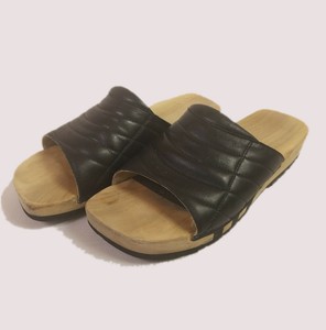 womens wooden clog sandals