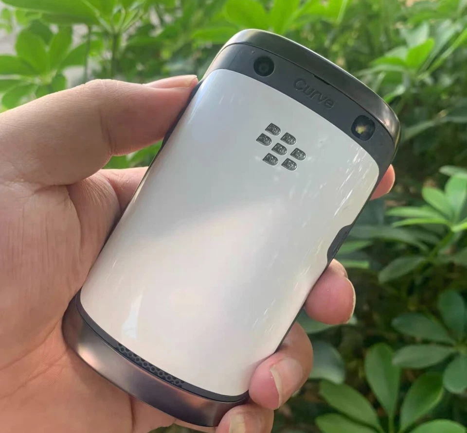 BlackBerry Curve 9360 Black White GSM 3G Qwerty Black Unlocked Smartphone - Image 4 of 4