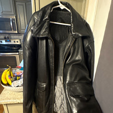 Men's Black Leather Jacket Size S Lined Full Zip Spread Collar Short Vintage