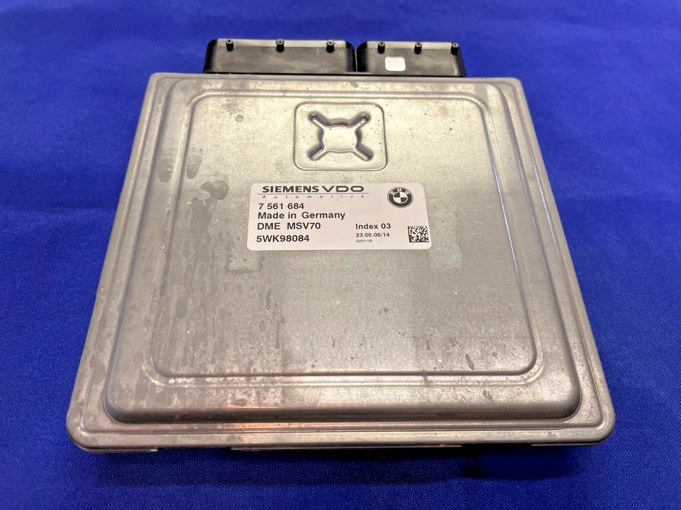 Módulo de controle do motor 2006-2007 BMW E60 E61 525i 525xi 530i DME ECM 7561684 FABRICANTE DE EQUIPAMENTO ORIGINAL - Imagem 2 de 4