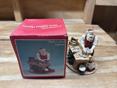 Santa Workbench Figurine Christmas using Tools Wood-plane Saw Vice Hammer