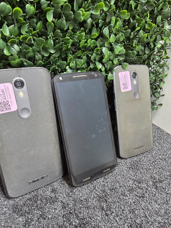 Motorola Droid Turbo 2 - Highly rated Buy It For Life recommendation