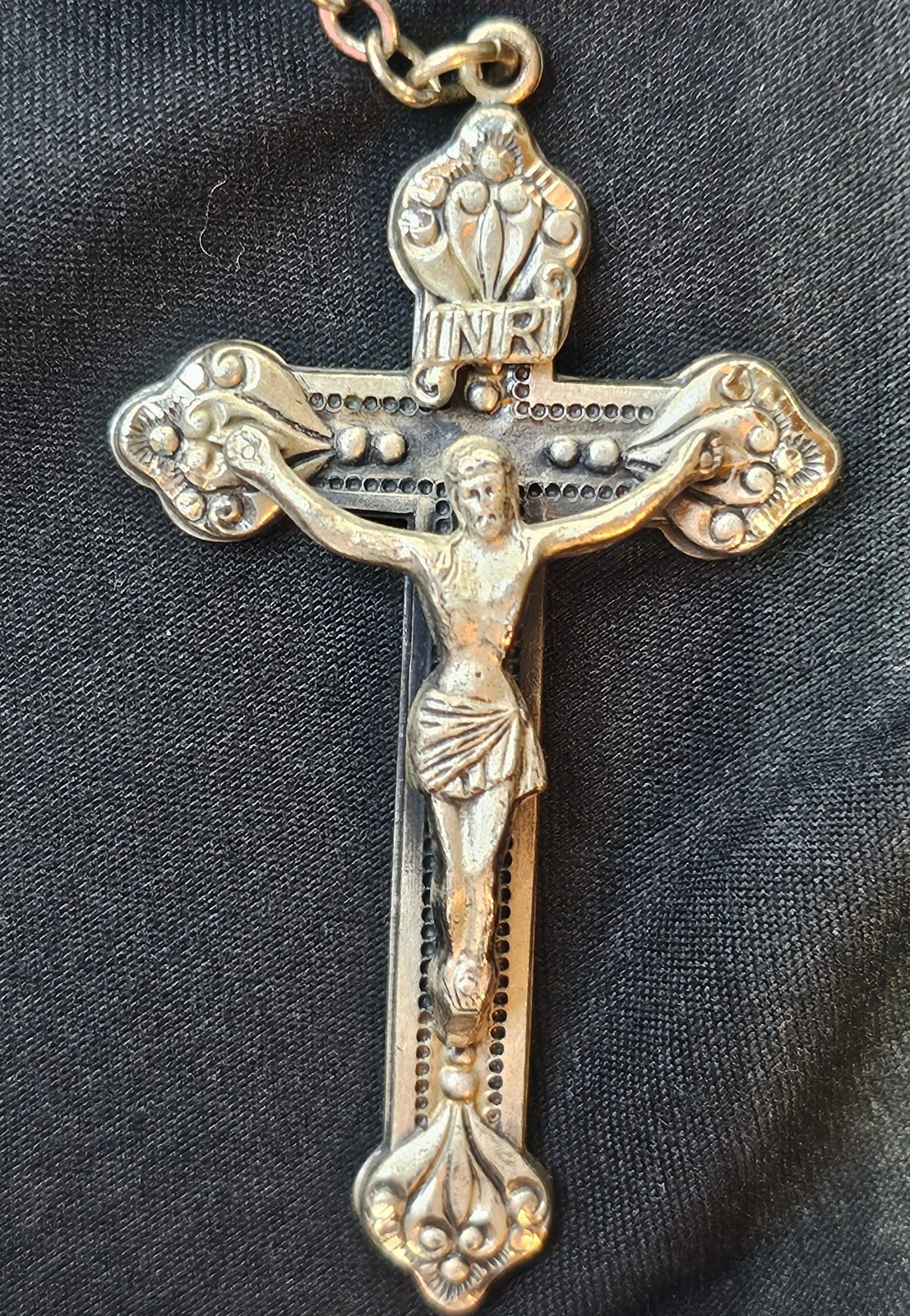 Picture 2 of 17