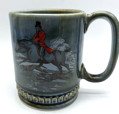 Vintage Wade Irish Porcelain Mug Hunting Scene Horse Rider Dogs Made in Ireland - Picture 2 of 7