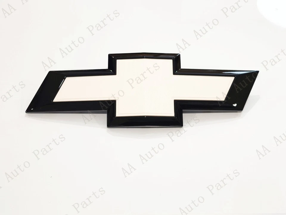 Emblema traseiro preto branco gravata borboleta 2014-2023 Chevy Silverado 1500 2500HD 3500HD - Imagem 4 de 4