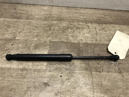 Jeu vérins de capot pour BMW E30 (10/82 - 06/94