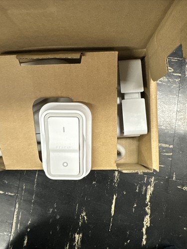 Interruptor de conservación Belkin F7C01008Q 8 salidas supresor de sobretensiones - receptáculos: 8 - 1 - Imagen 6 de 6