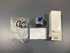 NEW IN BOX - ALLEN BRADLEY 800T-2HBH2KB6MX SELECTOR SWITCH