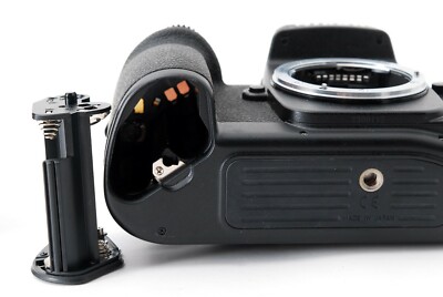 N.MINT] Nikon F100 Body + 55-200mm f/4-5.6G ED IF AF-S
