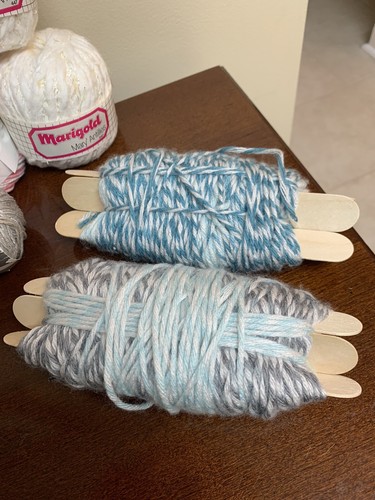 Large Lot of Assorted Ombre Color Colors Cotton Blend Yarn Partial Remnants - Picture 3 of 11