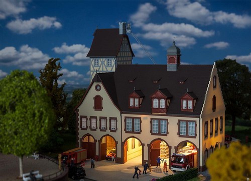 FALLER 130163 Main fire station 1:87 H0 Gauge # NEW in OVP # - Picture 5 of 5
