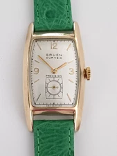1940 Gruen Curvex Precision Wristwatch #440 17 Jewel 10K Yellow Gold-Filled Case