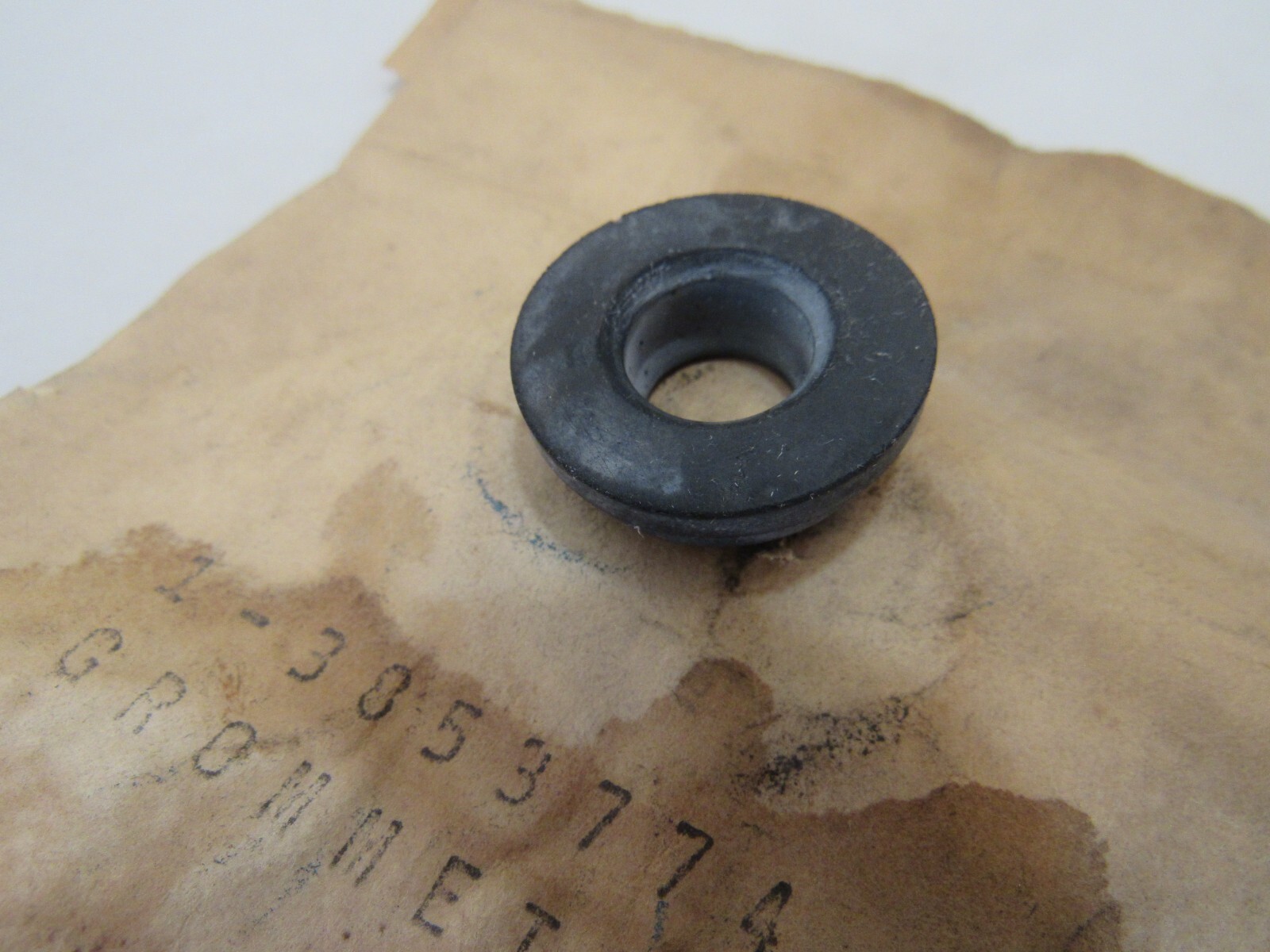 NOS 196466 Chevy II Nova Chevelle Bendix Power Brake Booster Grommet