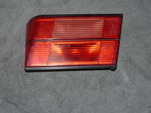 BMW E34 5er Rücklicht Rückleuchte innen rechts, 3. Generation, Hella