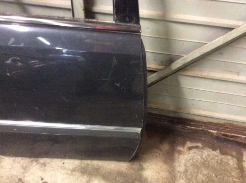 94 95 96 97 MERCEDES BENZ C280 REAR RIGHT DOOR SHELL Foto 3 de 4