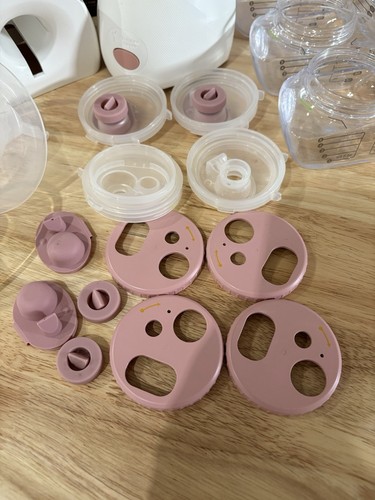 Tommee Tippee Double Wearable Breast Pump In-Bra - Picture 8 of 12