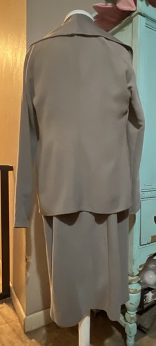 Vestido Yeohlee Taupe Media Luna Talla 8 Chaqueta Talla L Conjunto Microfibra Minimalista - Imagen 7 de 18