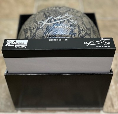SPALDING Kobe Bryant 94 Series 24K Silver Snake Skin Basketball