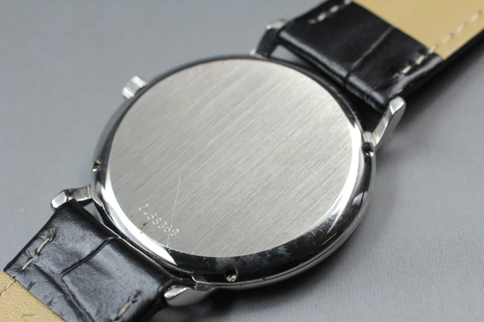 [Exc+5] IWC Portofino 3331 Cal.22105 33mm White Dial Black Quartz Herrenuhr  - Bild 3 von 4