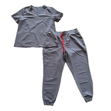 FIGS Women  s XXL Scrub Set Casma Top Zamora Jogger Charcoal Gray