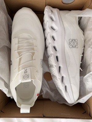 Size 12.5- Loewe x ON Cloudtilt All White