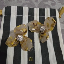 Lele Sadoughi Trillium Stud Earrings in Gold NEW