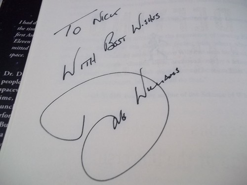 Defying Limits: Lessons from the Edge by Dave WIlliams SIGNED! FREE SHIPPING! - Picture 2 of 10