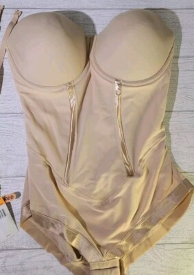 Maidenform Firm Tummy-Control Easy Up Strap Option  Bodysuit 1256 40DD MSP$68