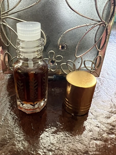 OUDH SULTANE HEAVY OUD MUSK OIL STRONG SMELL PURE ARABIAN PERFUME OIL 3ml