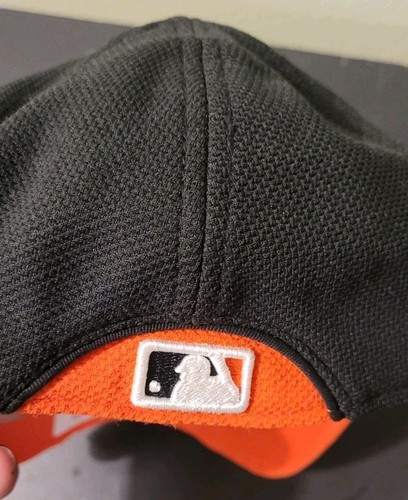 Sombrero de práctica de bateo de los Gigantes de San Francisco New Era 39Thirty talla S/M negro flexible - Imagen 3 de 6